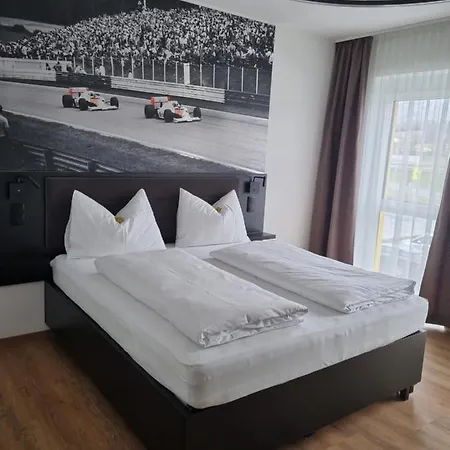 ホテル Ringrast Erlebnishotel Beim Red Bull Ring Spielberg Bei Knittelfeld