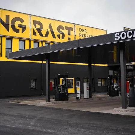 Ringrast Boxenstopp Mit Herz * Spielberg Bei Knittelfeld